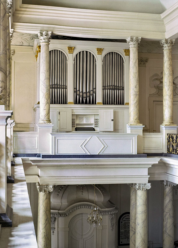 temple_bxl_tm04e_korr_gallery