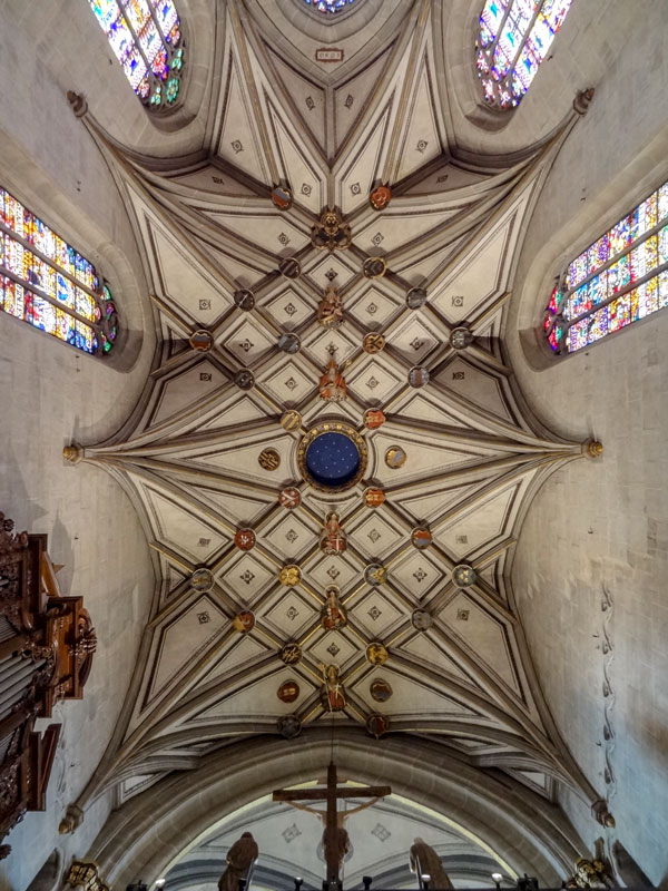 cathedrale-plafond_gallery